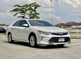 ขาย รถมือสอง 2016 Toyota CAMRY 2.5 Hybrid รถเก๋ง 4 ประตู  ออกรถ 0 บาท